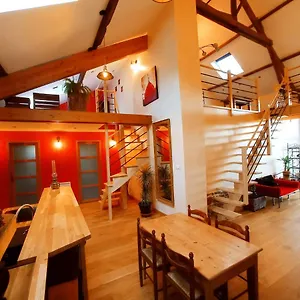 Vakantiehuis La Grange De Marie A St Angel - Magnifique Grange Renovee En Loft Pour 1 A 6 Pers, Saint-Angel (Allier)